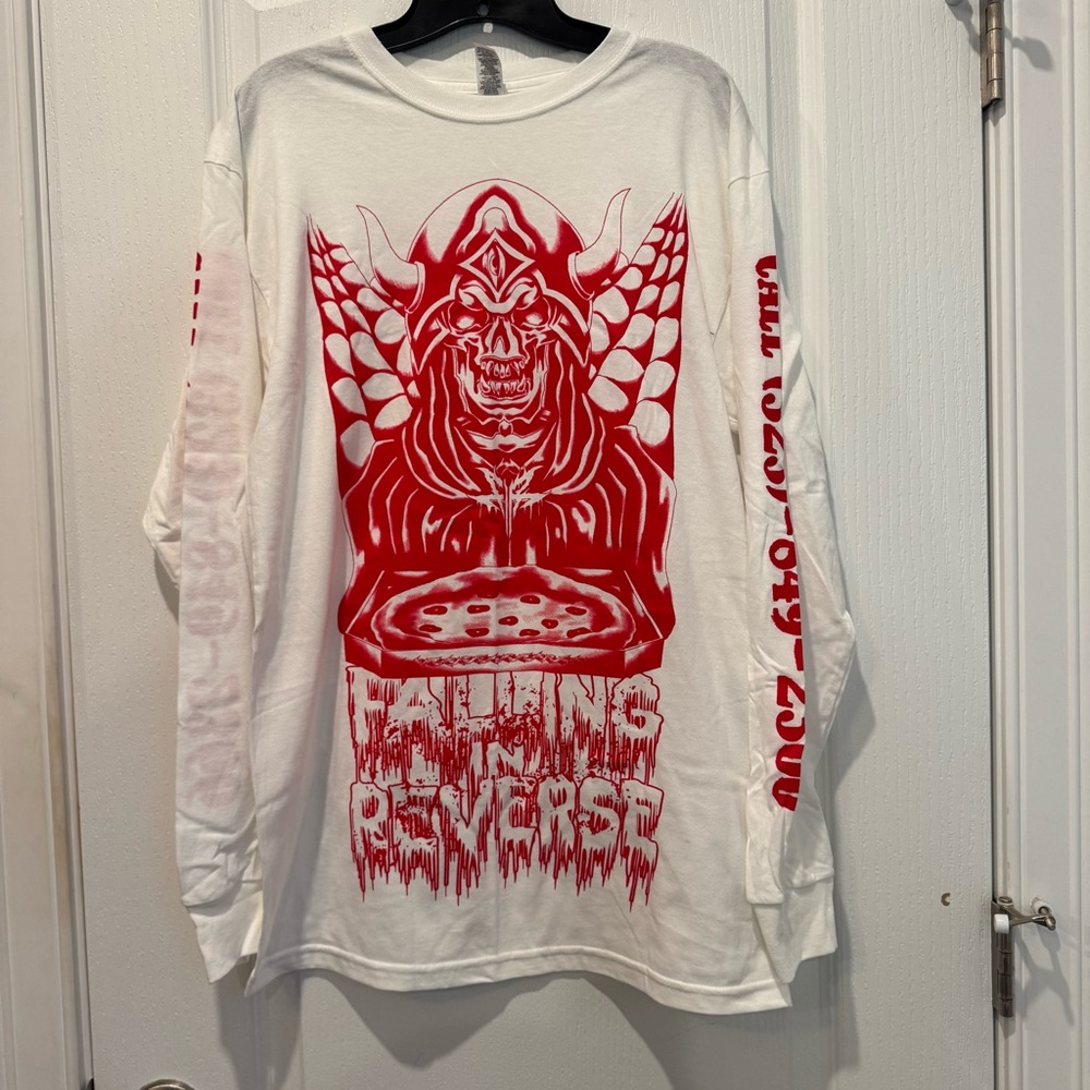 FALLING IN REVERSE M RARE pizza long sleeve graphic tee